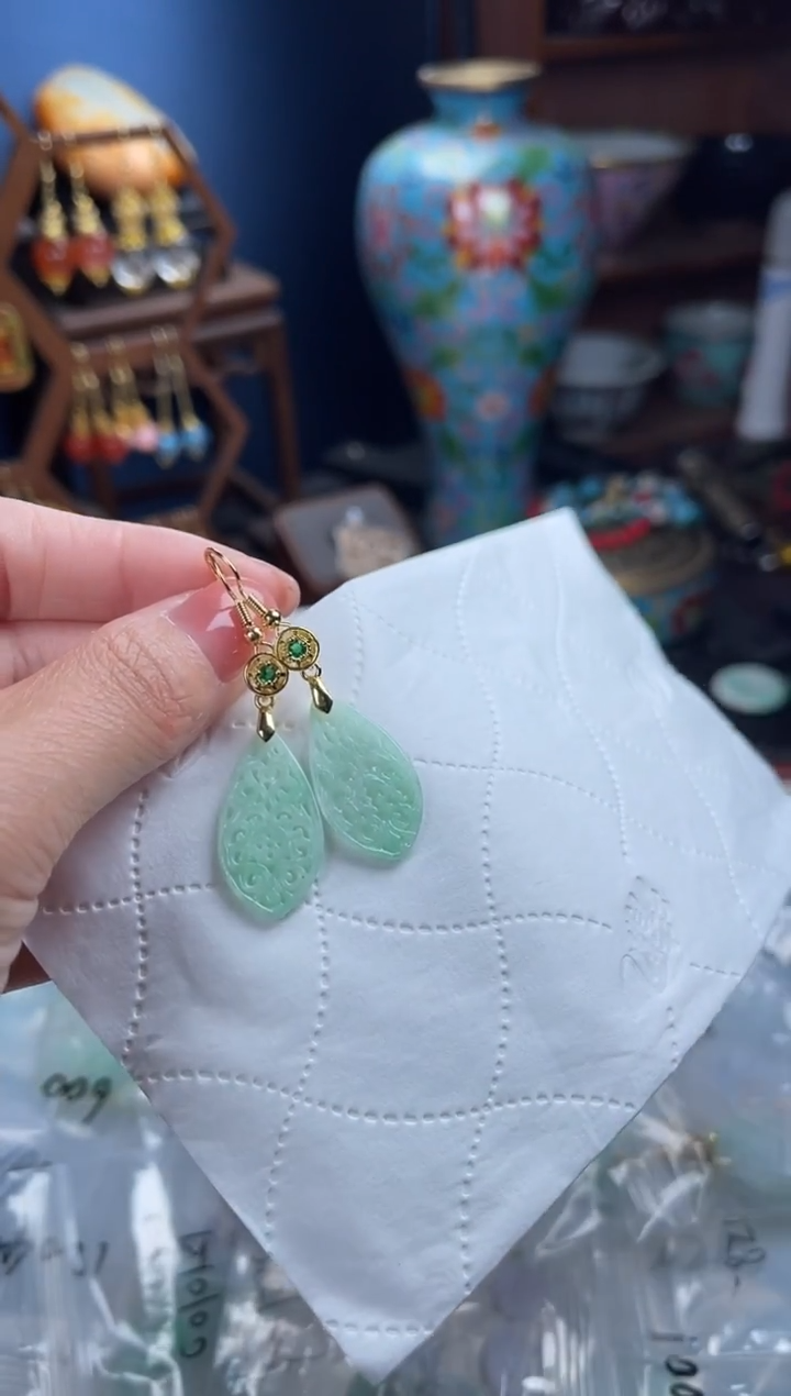 未镶嵌挂件翡翠用****2，1216105