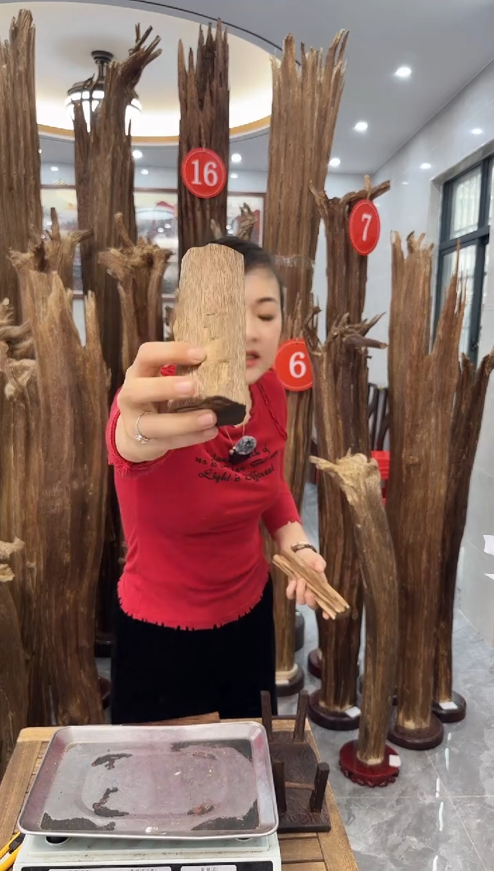 【闪购商品】沉香摆件沉香摆件多样性发货一个32