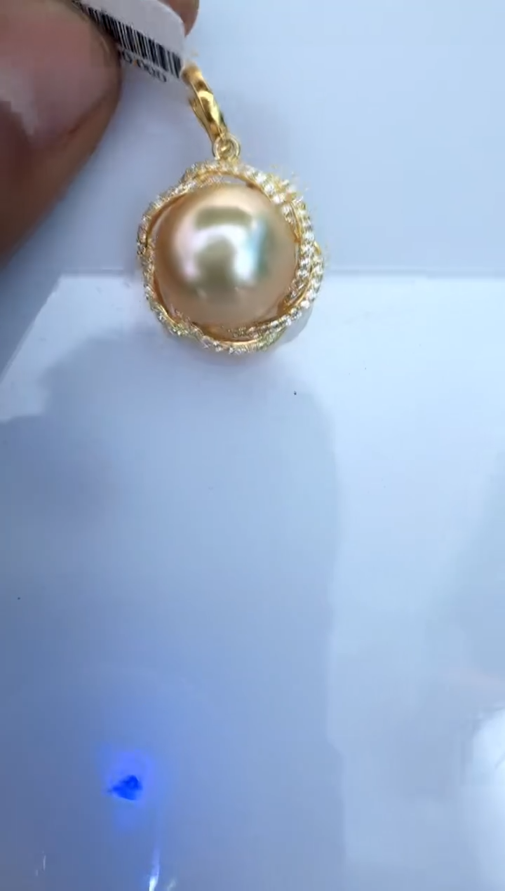 【闪购商品】海水珍珠颈饰银S925镶嵌吊坠