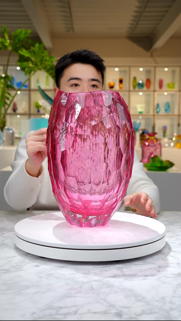 手工艺品琉璃金红色凹切面设计款花器+底座