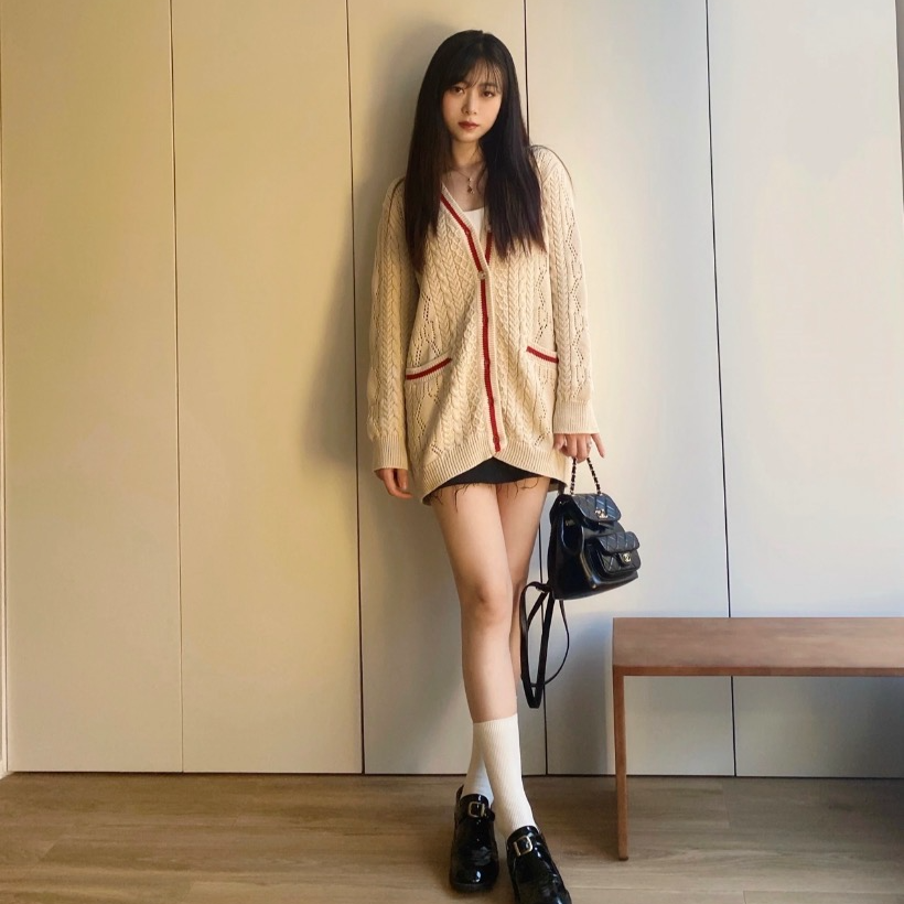 95新 GUCCI/古驰  CW0312 裸色印花镂空羊毛V领长袖针织衫 S码