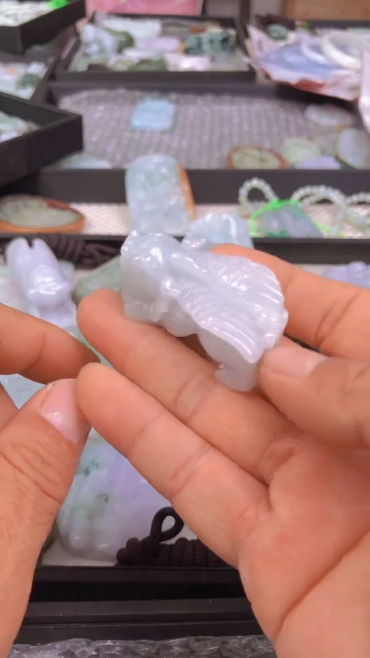 吊坠(不含链)未镶嵌翡翠飞天貔貅