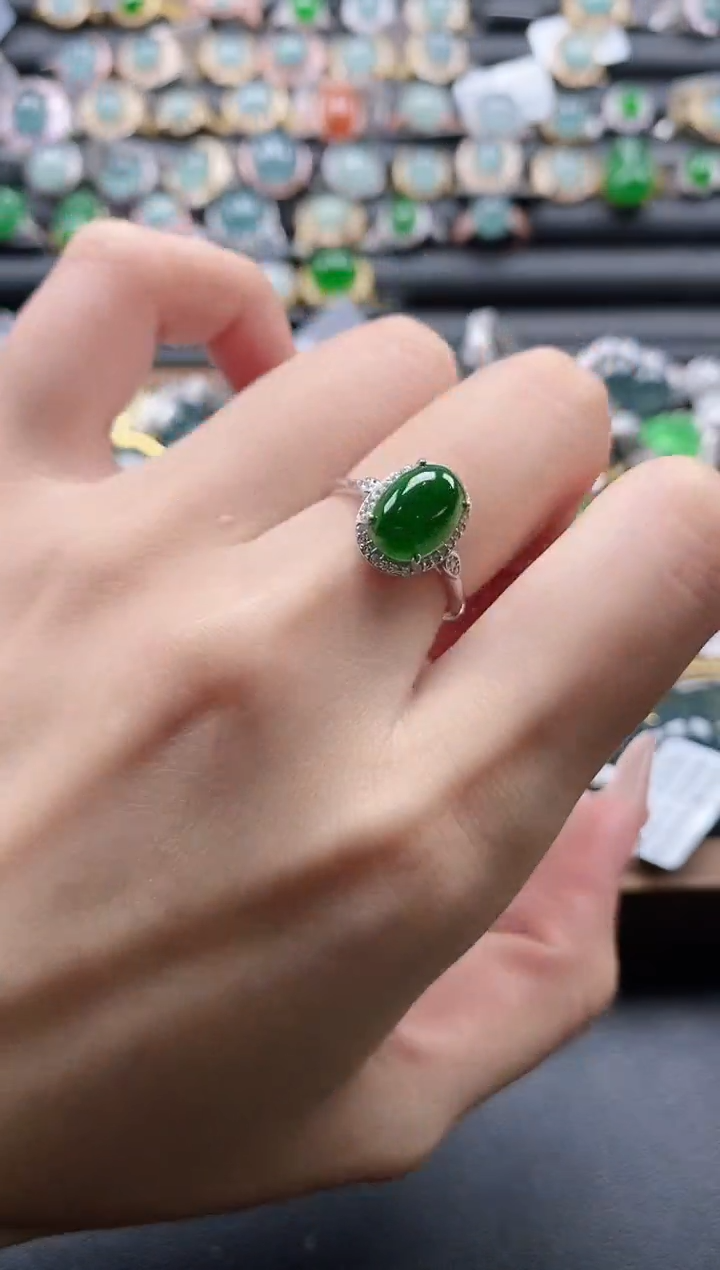 【闪购商品】翡翠戒指银S925镶嵌51511