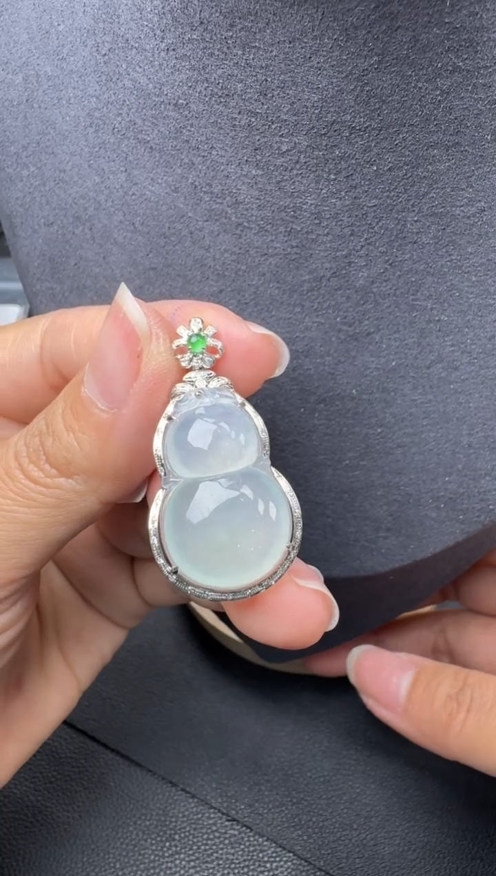 【闪购商品】翡翠颈饰18K金镶嵌YM793-6葫芦