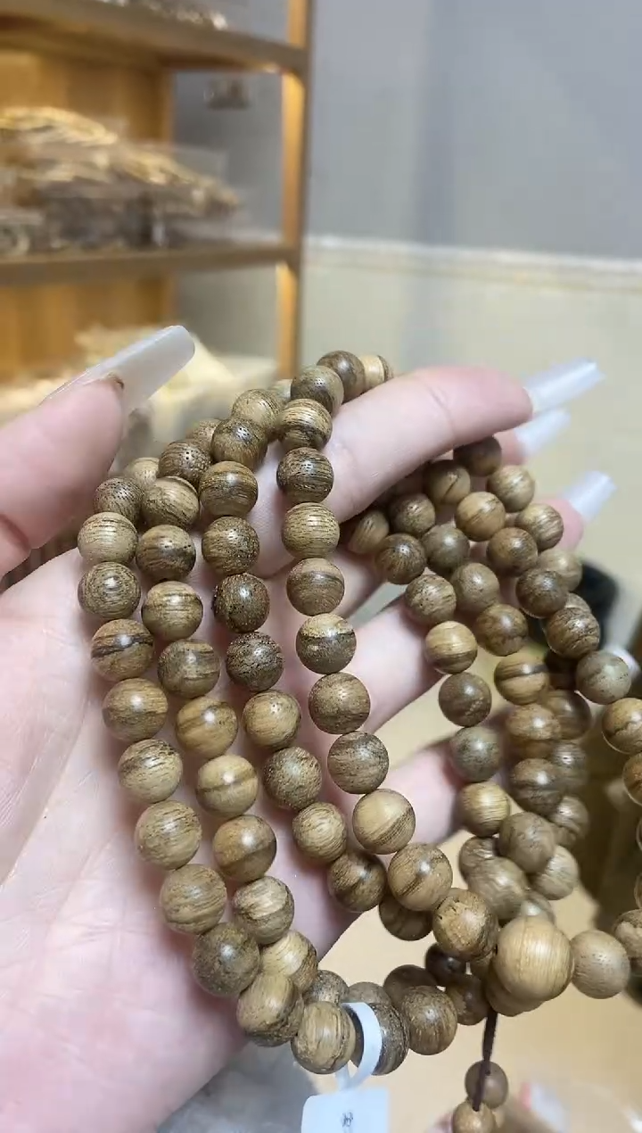 【闪购商品】沉香手串达拉干圆珠长串0.9蚁漏多样性发其一