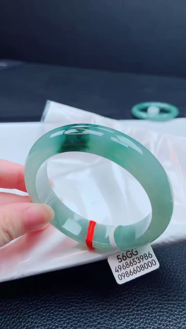 翡翠手镯未镶嵌缅甸天然翡翠A货手镯