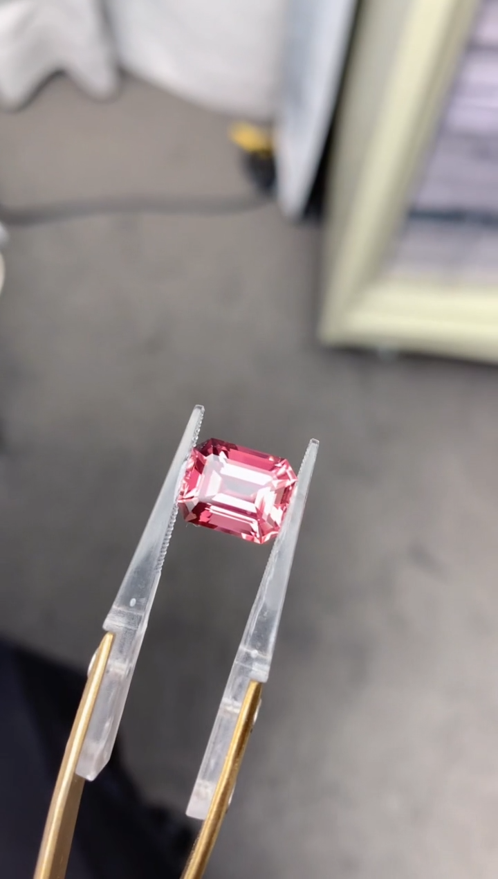 【闪购商品】碧玺裸石未镶嵌5.2ct粉碧玺