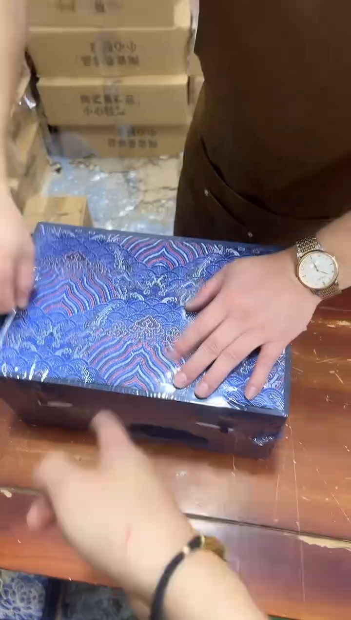 瓷片其他其他其他闪购链接无礼盒