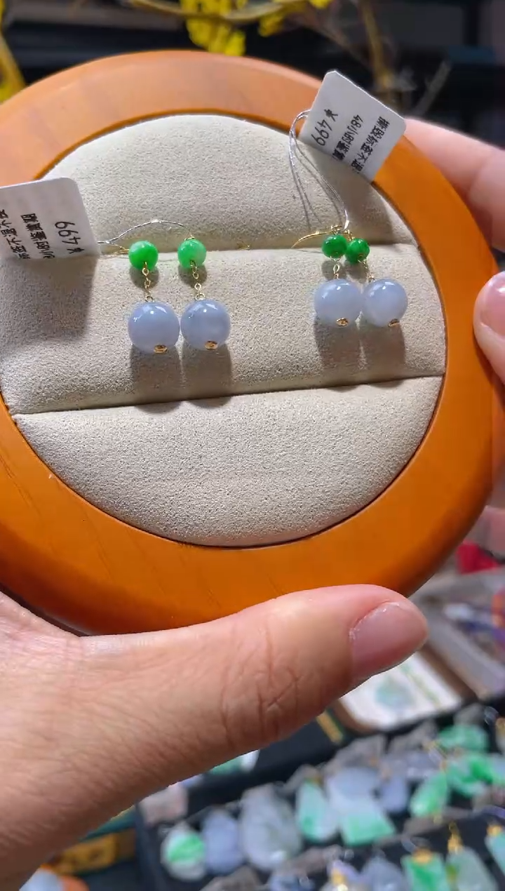 【闪购商品】翡翠颈饰18K金镶嵌多样性发货 发其一