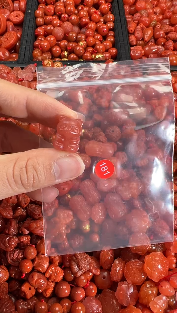 【闪购商品】南红玛瑙颈饰未镶嵌4