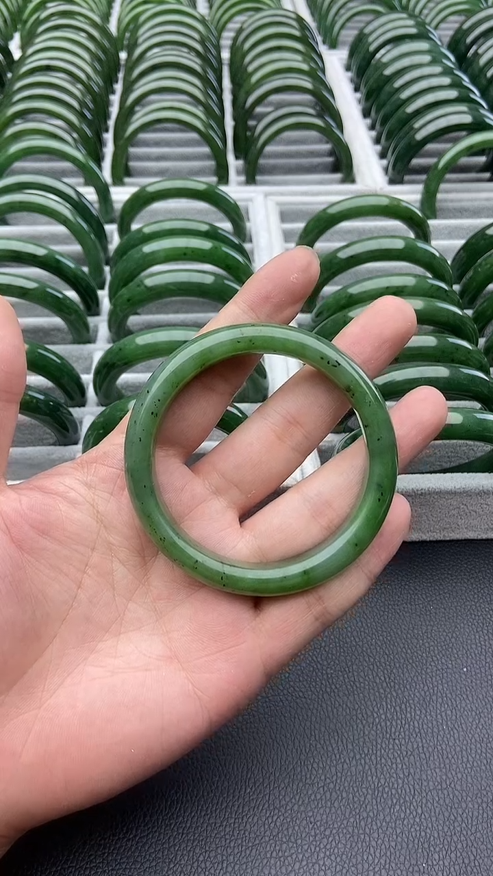 未镶嵌手镯和田玉（碧玉）36-61