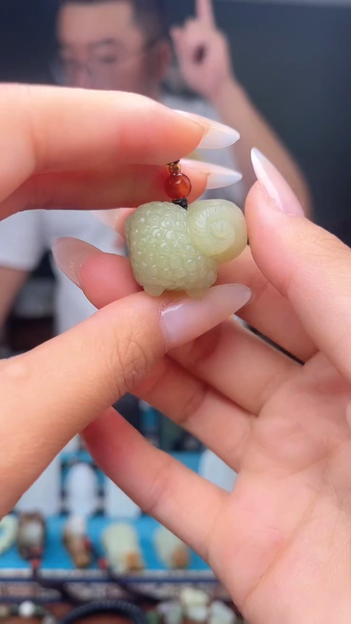 未镶嵌和田玉挂件1