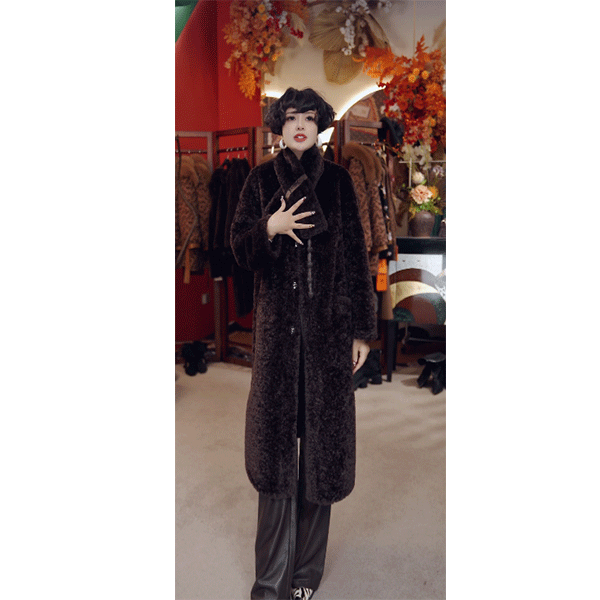 982 维纳斯卡拉贡毛  时尚气质冬季保暖宽松长款大衣外套