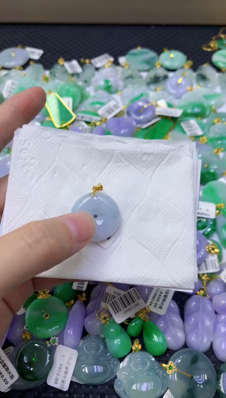 颈饰未镶嵌翡翠天然缅甸翡翠A货