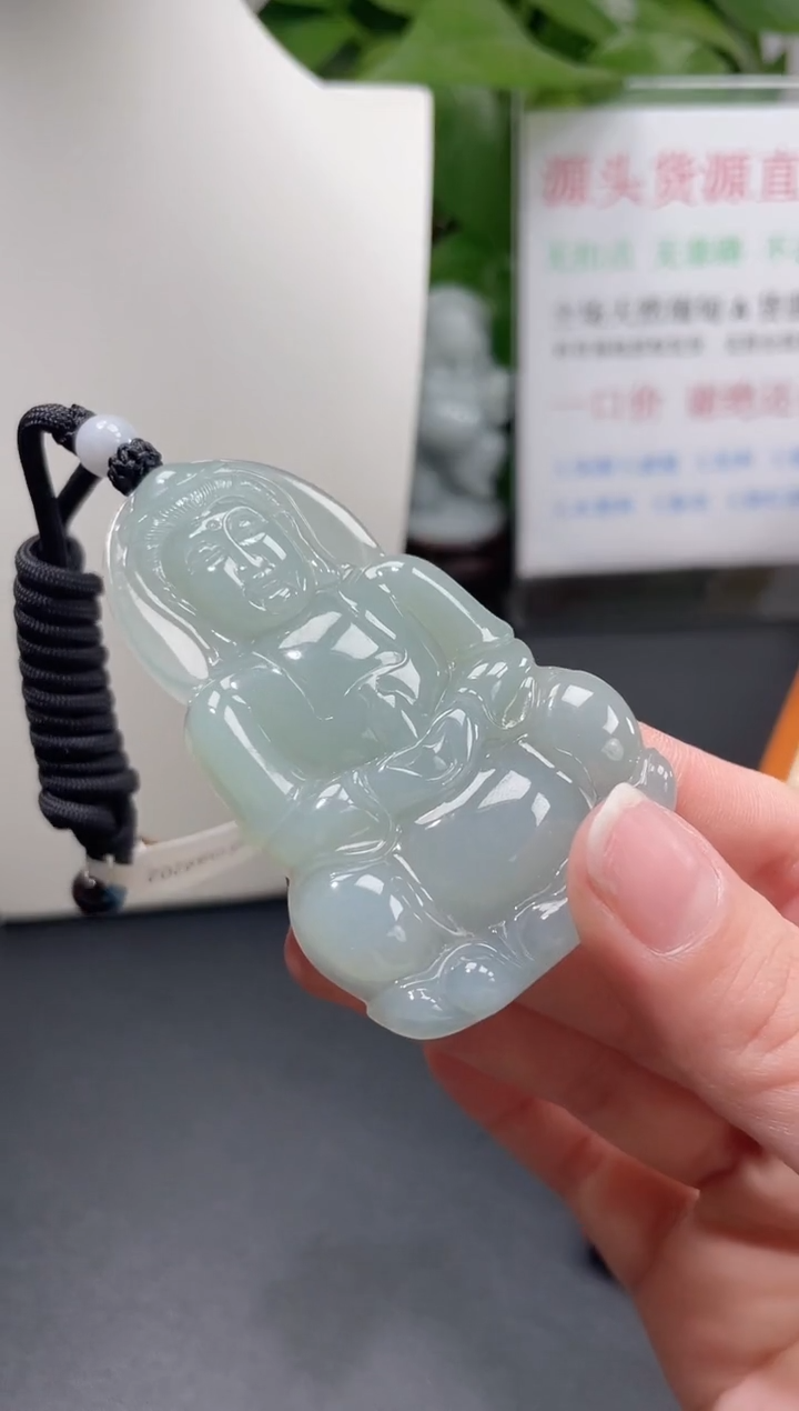 【闪购商品】翡翠颈饰未镶嵌观音