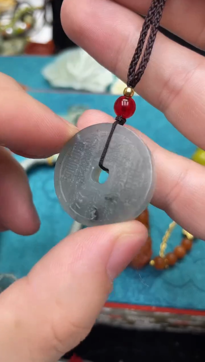 未镶嵌岫玉吊坠·