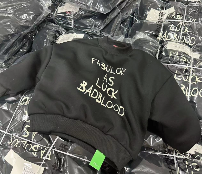 312029《黑》小涵家韩版童装儿童休闲舒适加绒秋冬圆领时尚卫衣