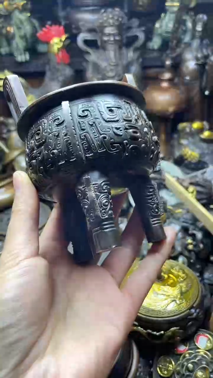 闪购链接，点击下单，有运费险，铜摆件