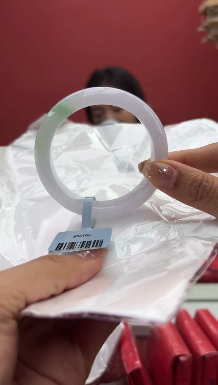 【闪购商品】翡翠手镯未镶嵌1手镯