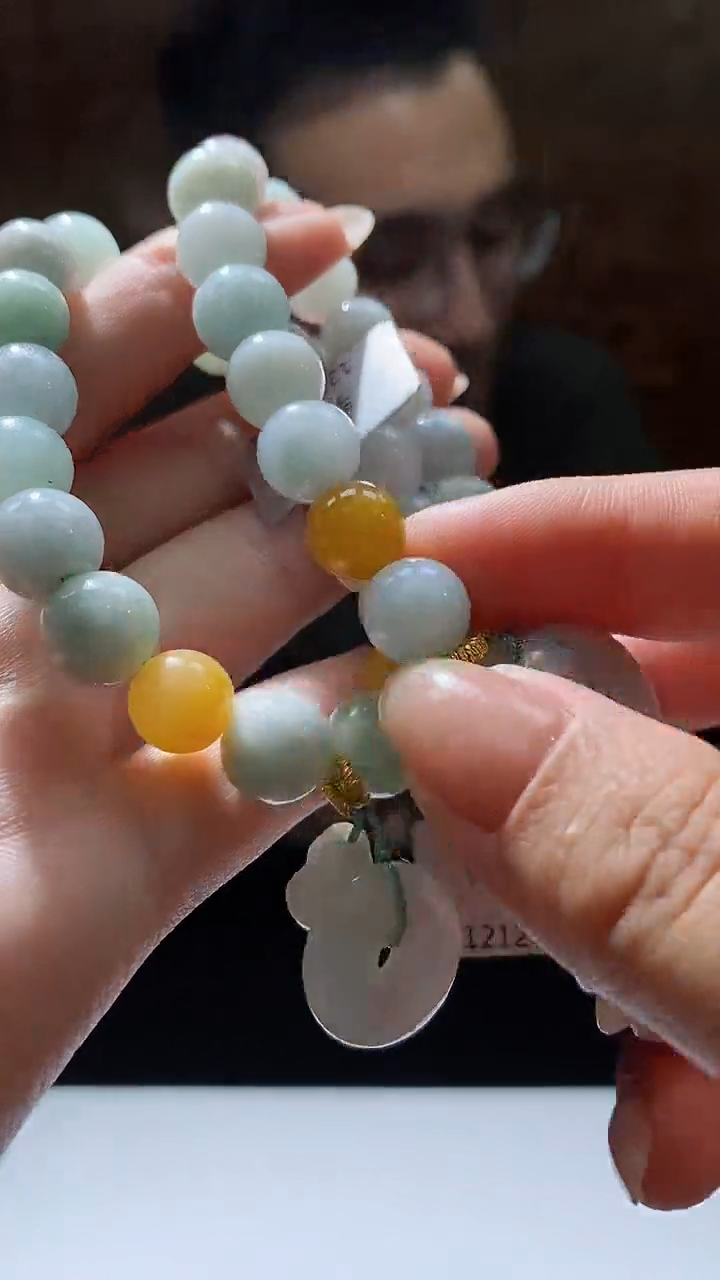 【闪购商品】翡翠颈饰未镶嵌手串