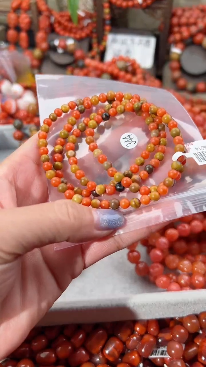 【闪购商品】南红玛瑙手串未镶嵌5+
