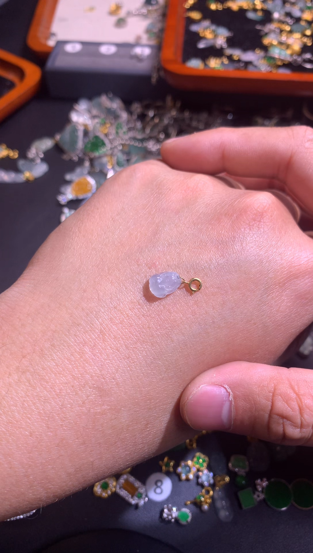 【闪购商品】翡翠吊坠(不含链)18K金镶嵌1