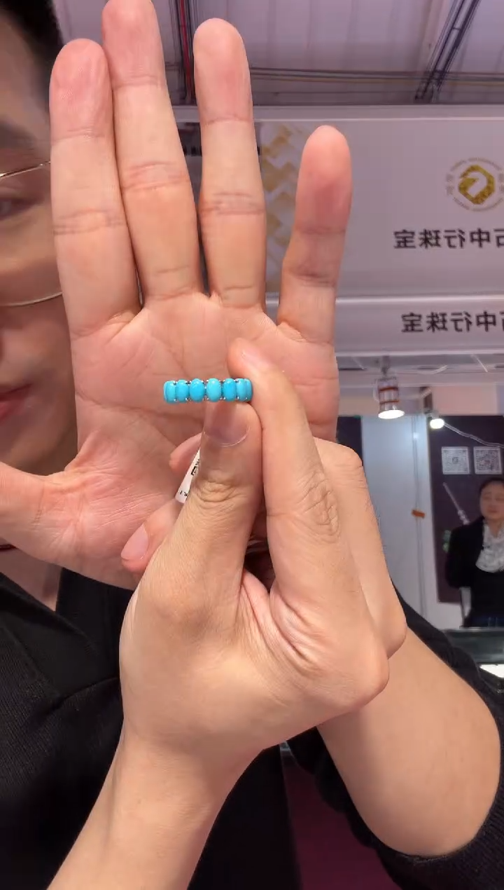 铂Pt900镶嵌绿松石戒指PR0135