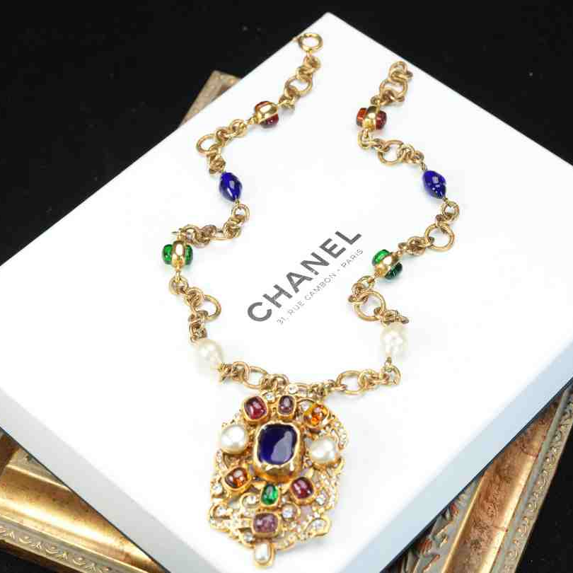 95新 Chanel/香奈儿 柚礼/香奈儿卡尔方牌琉璃项链LL511263