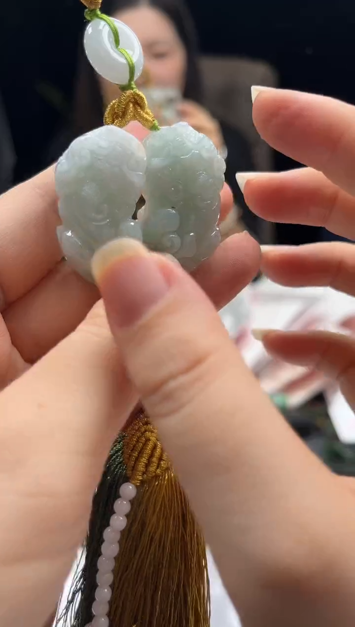 颈饰未镶嵌翡翠0937142272
