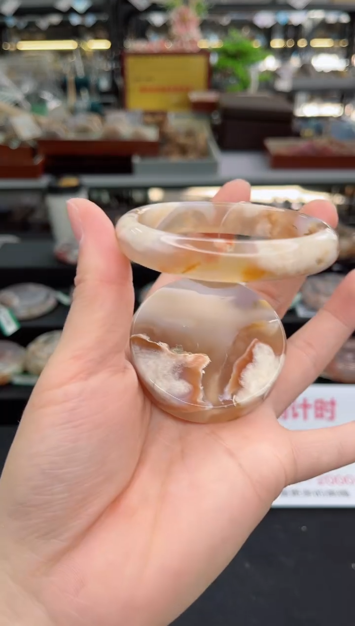 【闪购商品】石英质玉手镯未镶嵌58圈口（赠品镯心）3503643