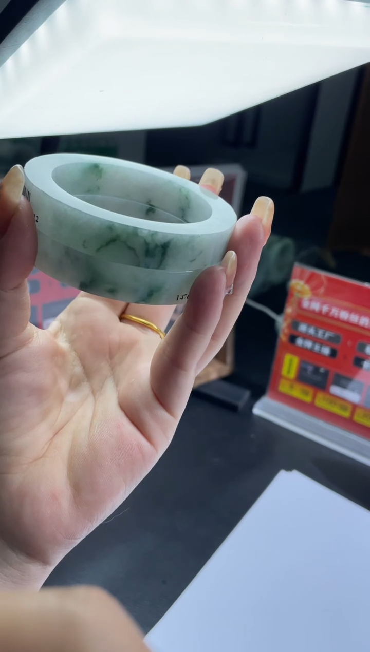 【闪购商品】定制翡翠手镯未镶嵌手镯DDQ/发一件