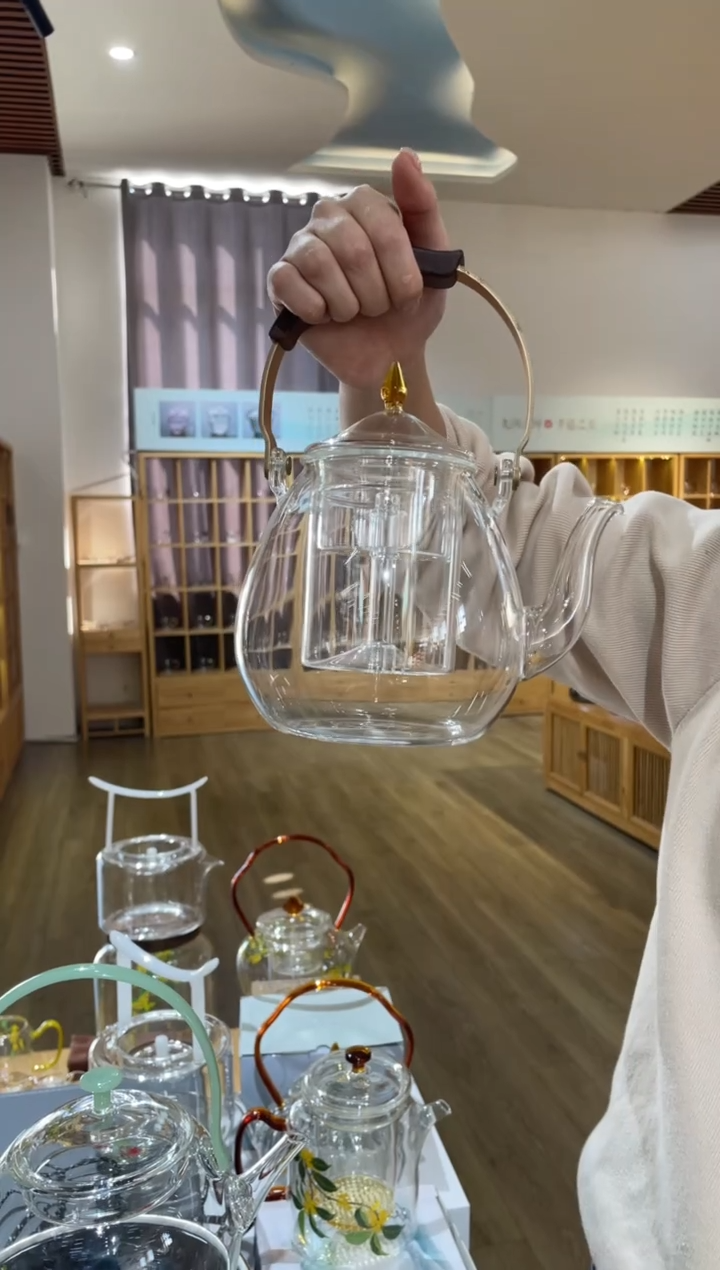 手工艺品玻璃水滴壶啊啊啊