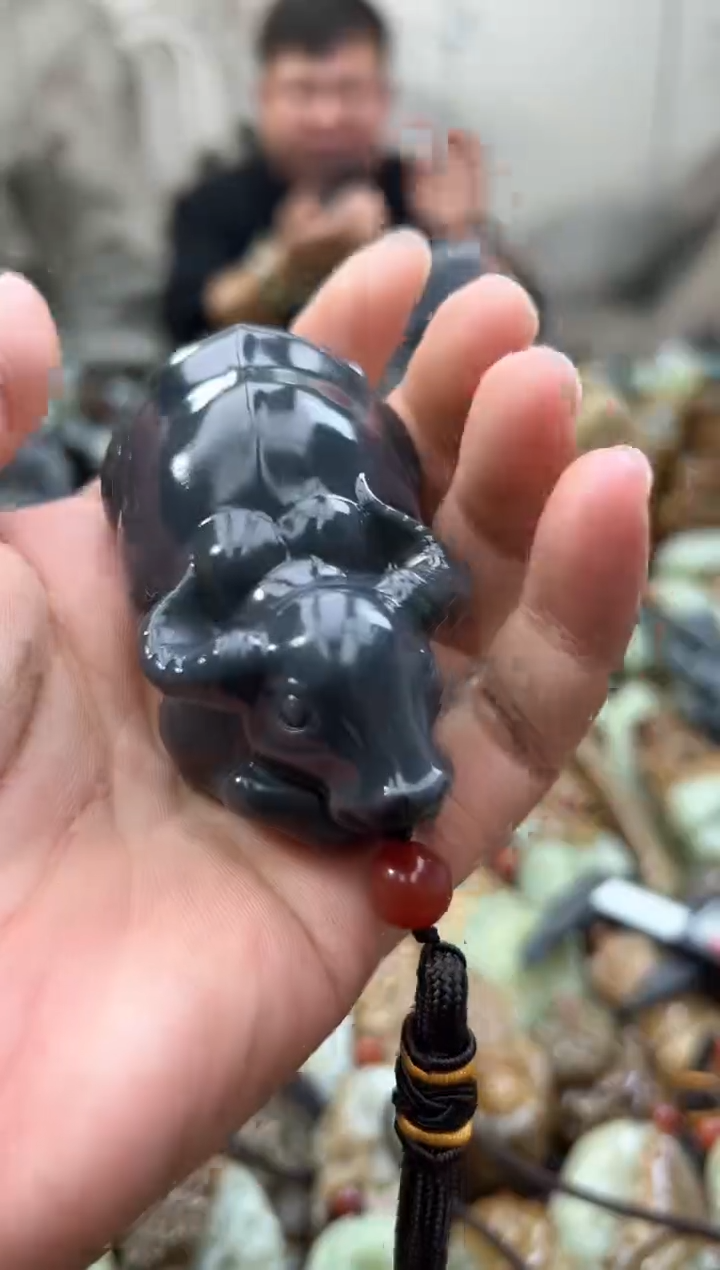 【闪购商品】和田玉把件未镶嵌多样性发货 拍一发一