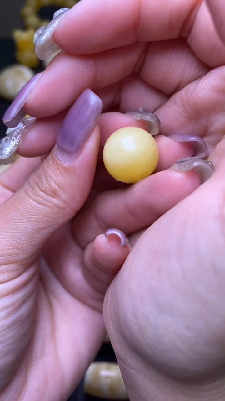 【闪购商品】琥珀裸石未镶嵌葵. 71