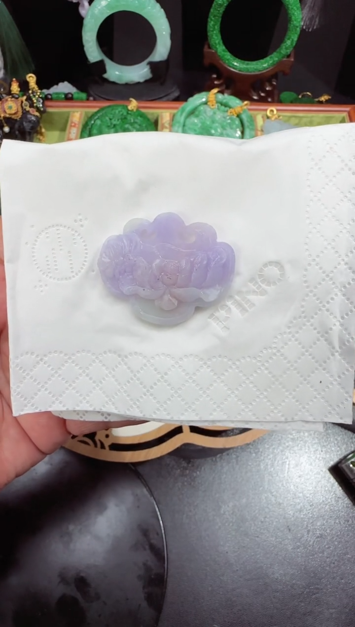 定制翡翠未镶嵌拍照