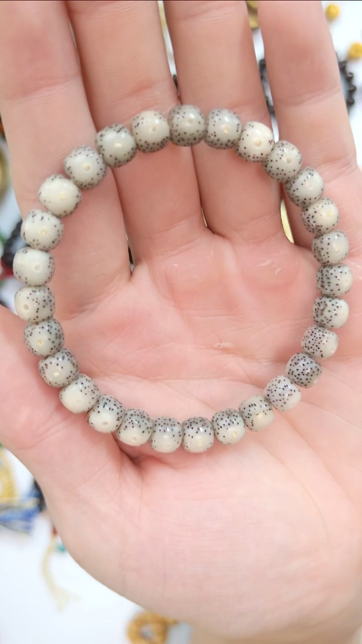 手串星月菩提小冰糖正月大留白同枝8*7mm