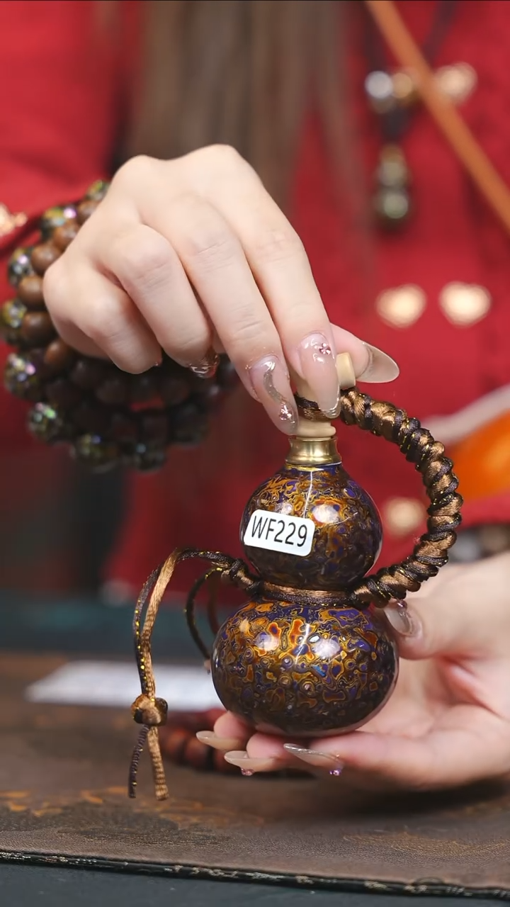 【闪购商品】WF229大漆精致小手捻(开口）