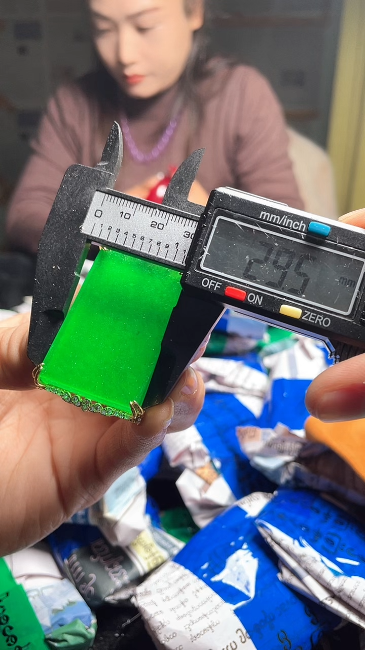 猛子收货DW113-00