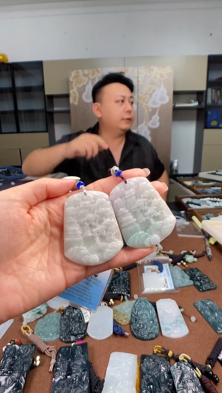 颈饰未镶嵌翡翠多样性发其一