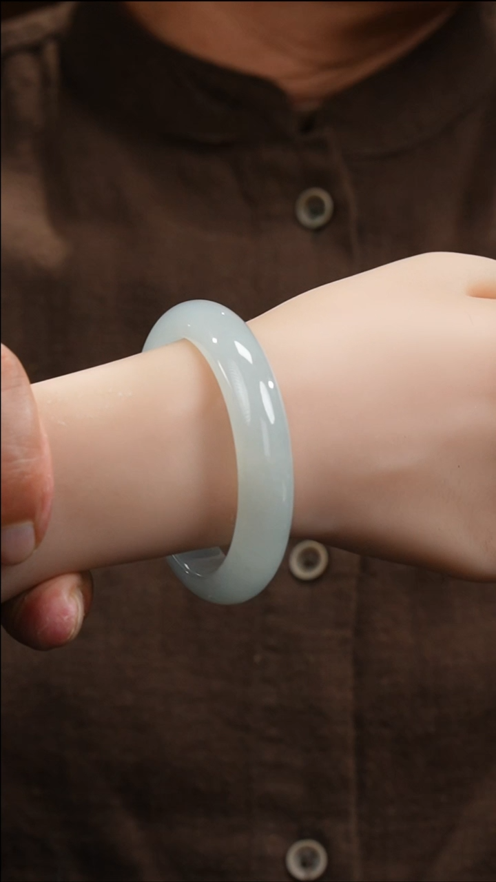 【闪购商品】翡翠手镯未镶嵌113·