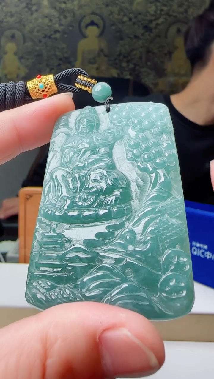 【闪购商品】翡翠颈饰未镶嵌111111111111