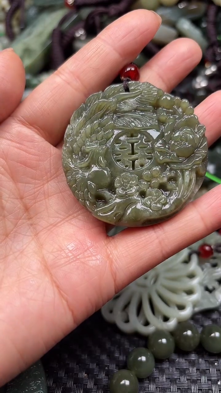 【闪购商品】和田玉颈饰未镶嵌.