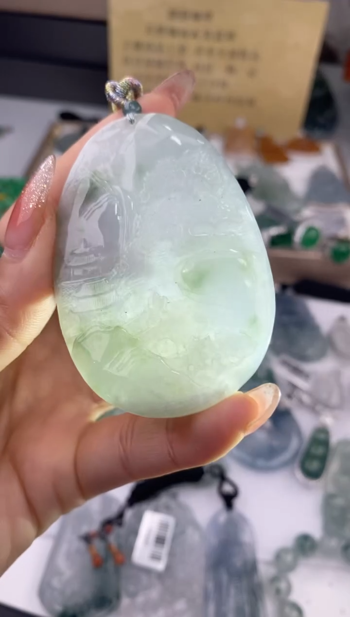 【闪购商品】翡翠吊坠(赠链)未镶嵌35918/静静聊翠