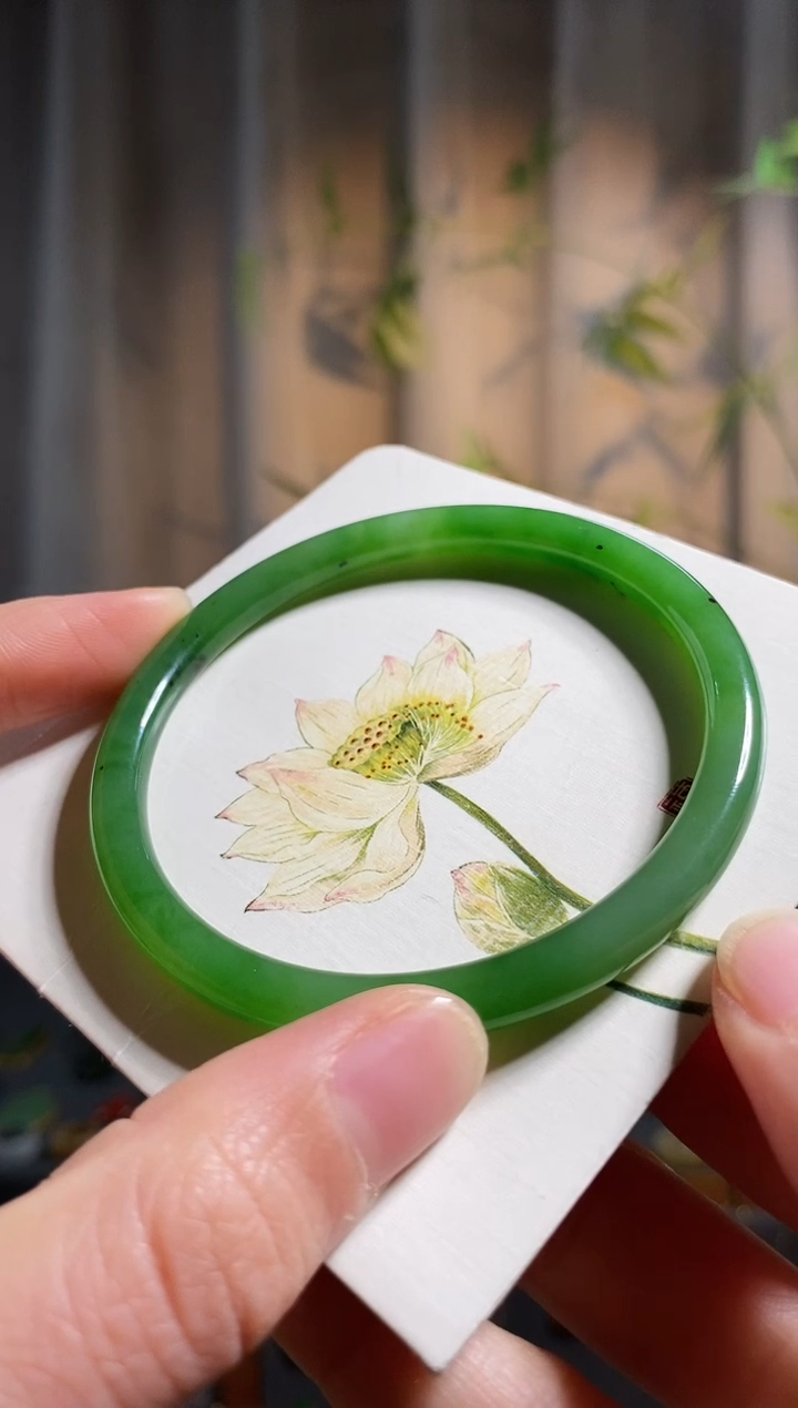 【闪购商品】和田玉手镯未镶嵌，碧玉手镯。59圈口