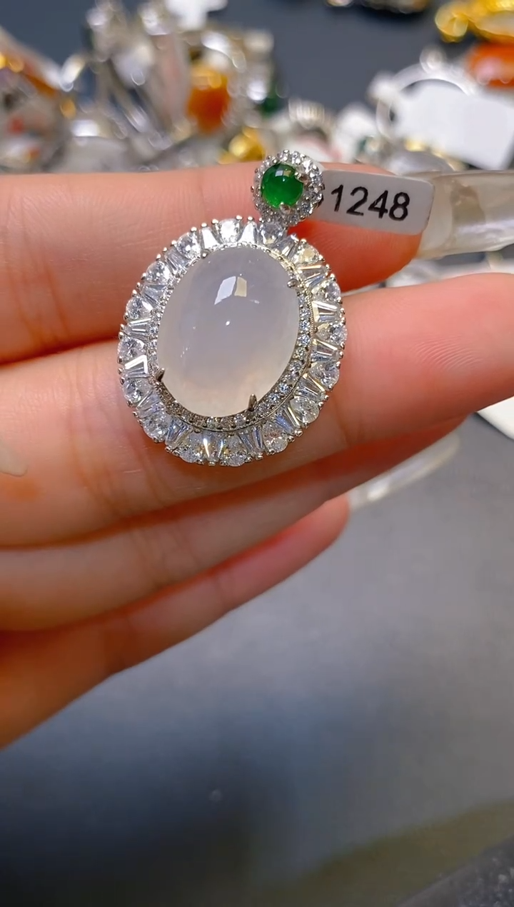 【闪购商品】翡翠耳饰银S925镶嵌天然A货翡翠1