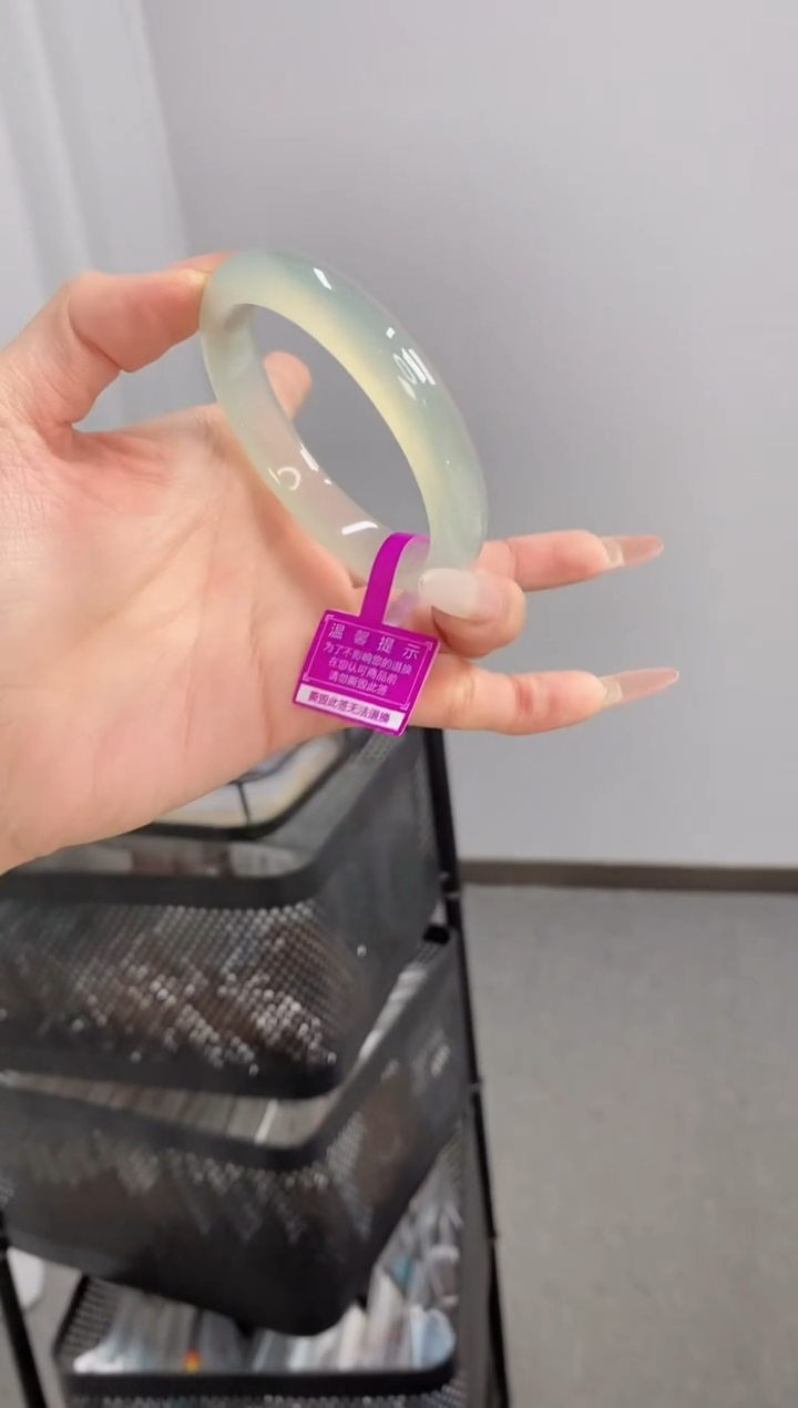 【闪购商品】玛瑙/玉髓手镯未镶嵌53-54圈