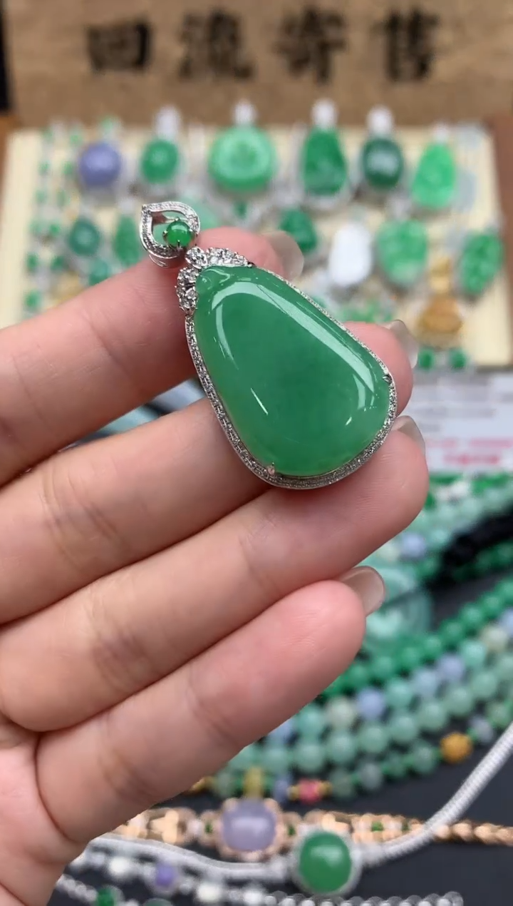 【闪购商品】翡翠颈饰18K金镶嵌452-中国好珍宝