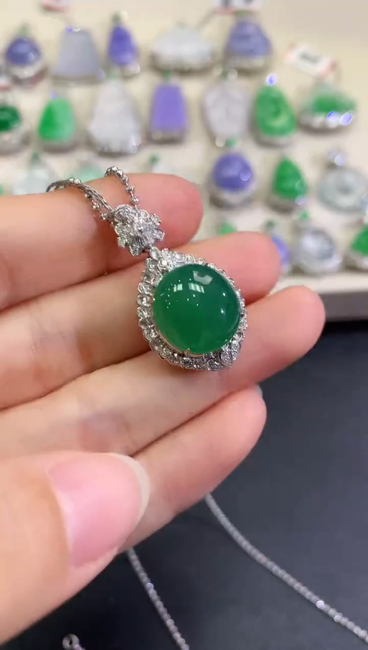 【闪购商品】翡翠颈饰18K金镶嵌B151   