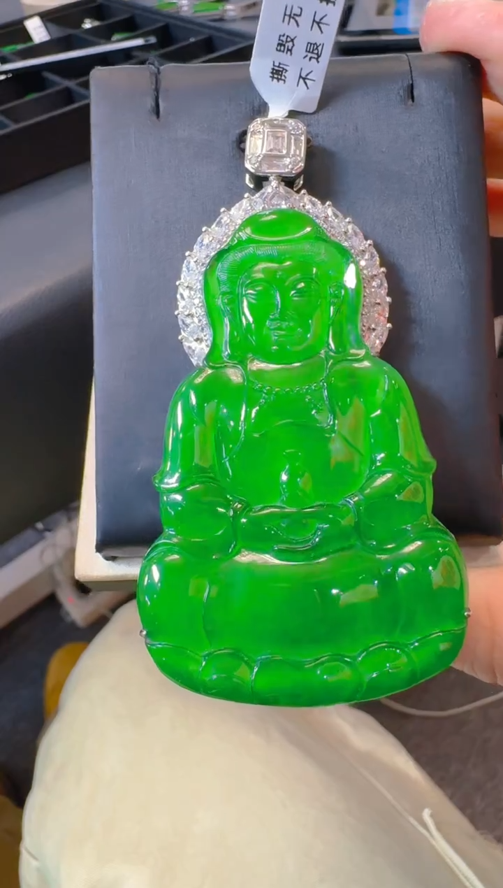 吊坠(赠链)银S925镶嵌翡翠天然A货翡翠