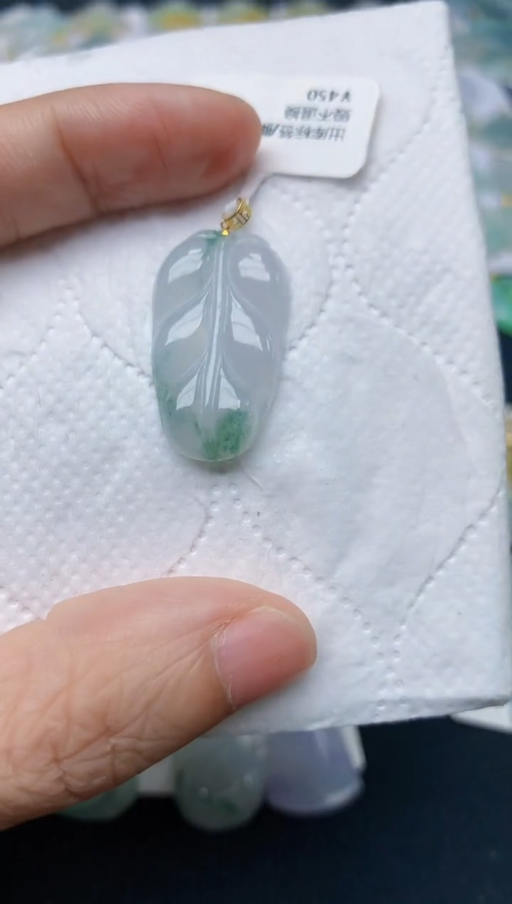 翡翠18K金镶嵌颈饰天然缅甸A货翡翠